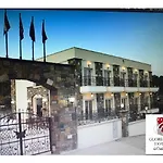 Gloria Tibi Hotel 2*