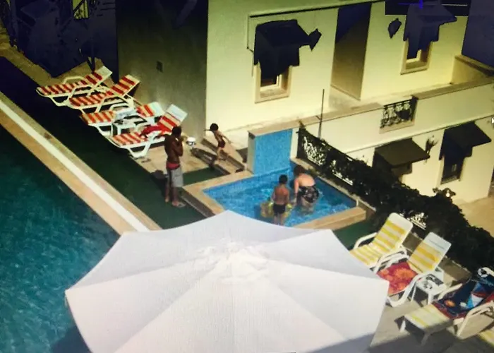 Gloria Tibi Szálloda