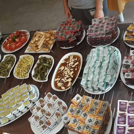 Hotel Gloria Tibi 2*